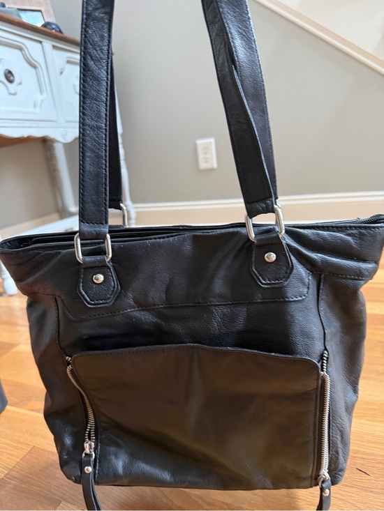 Handbags - Everyday Black Leather Tote with Front Zip Pocket